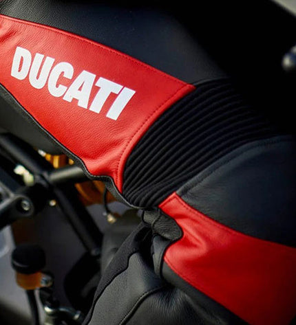 <a href="/collections/pants" title="Ducati Trousers"><strong>TROUSERS</strong></a>