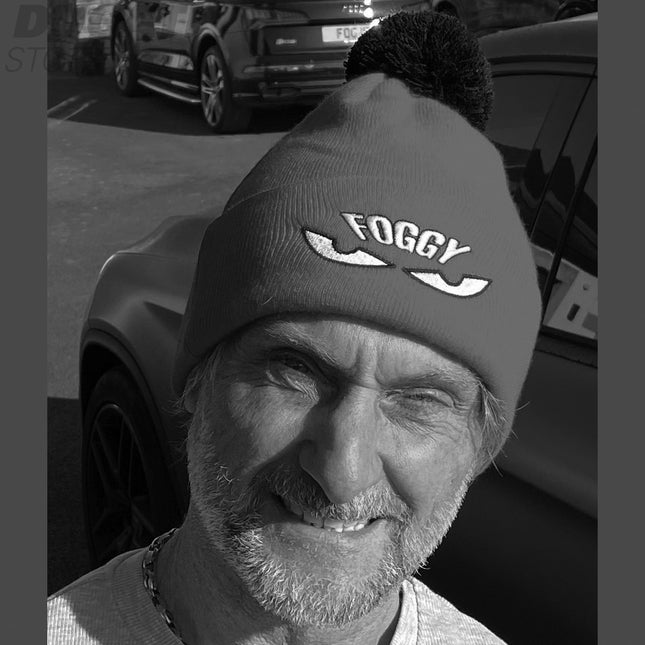 Foggy Bobble Hat Grey